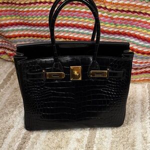 Luxurious Black Crocodile-Embossed Satchel